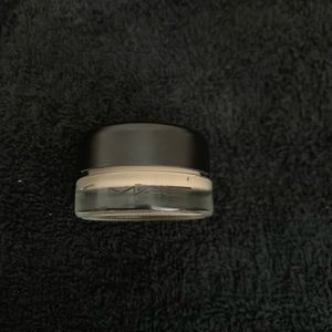 MAC Cosmetics Soft Ochre Paint Pot